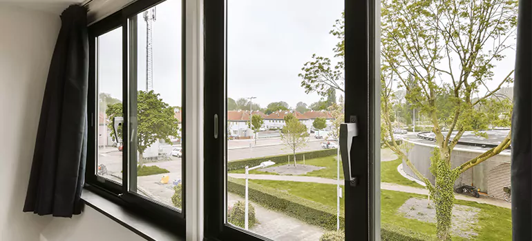 Aluminum End Vent Slider Windows in Lauderdale Lakes, FL