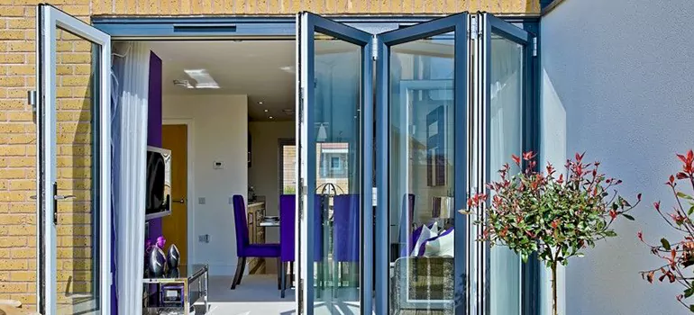 Bifold Door Repairs Near Me in Lauderdale Lakes, FL
