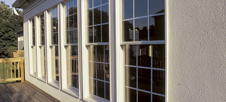 Home Window Glass Repair in Lauderdale Lakes, FL