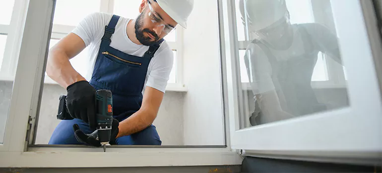 Replace Broken Window Pane in Lauderdale Lakes, FL