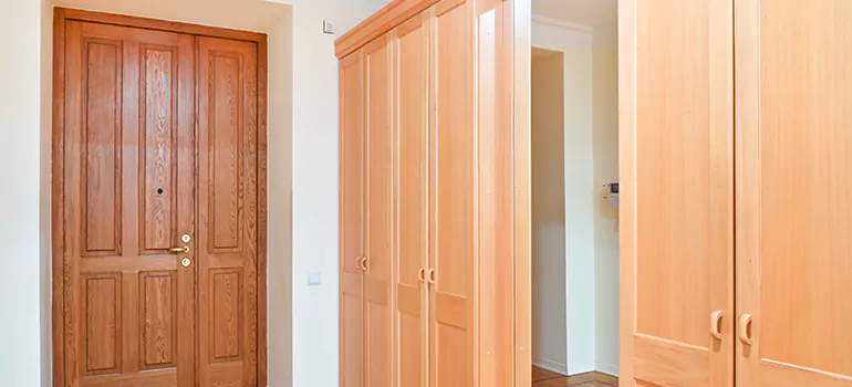 Glass Closet Door Repair in Lauderdale Lakes, FL