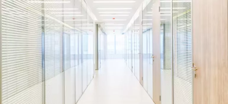 Frosted Glass Windows Replacement in Lauderdale Lakes, FL