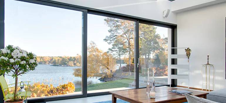 Custom Residential Window Tinting in Lauderdale Lakes, FL