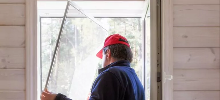 Expandable Window Screen Installation in Lauderdale Lakes, FL
